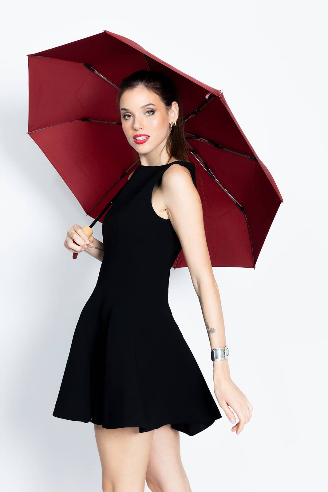 SMATI - Eco-friendly compact automatic umbrella Ruby