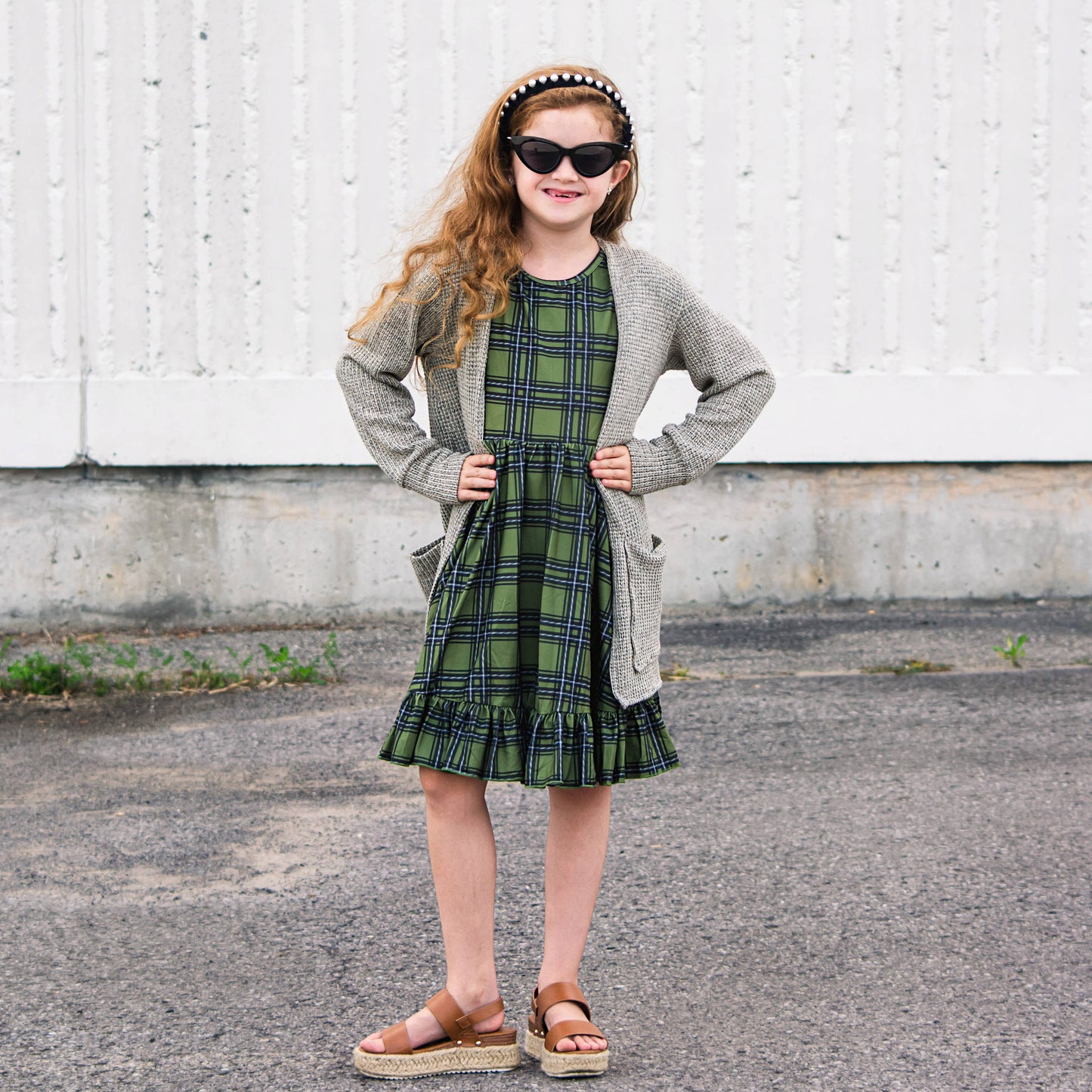 Frog Sac - Black Velvet Wrapped Pearl Headband