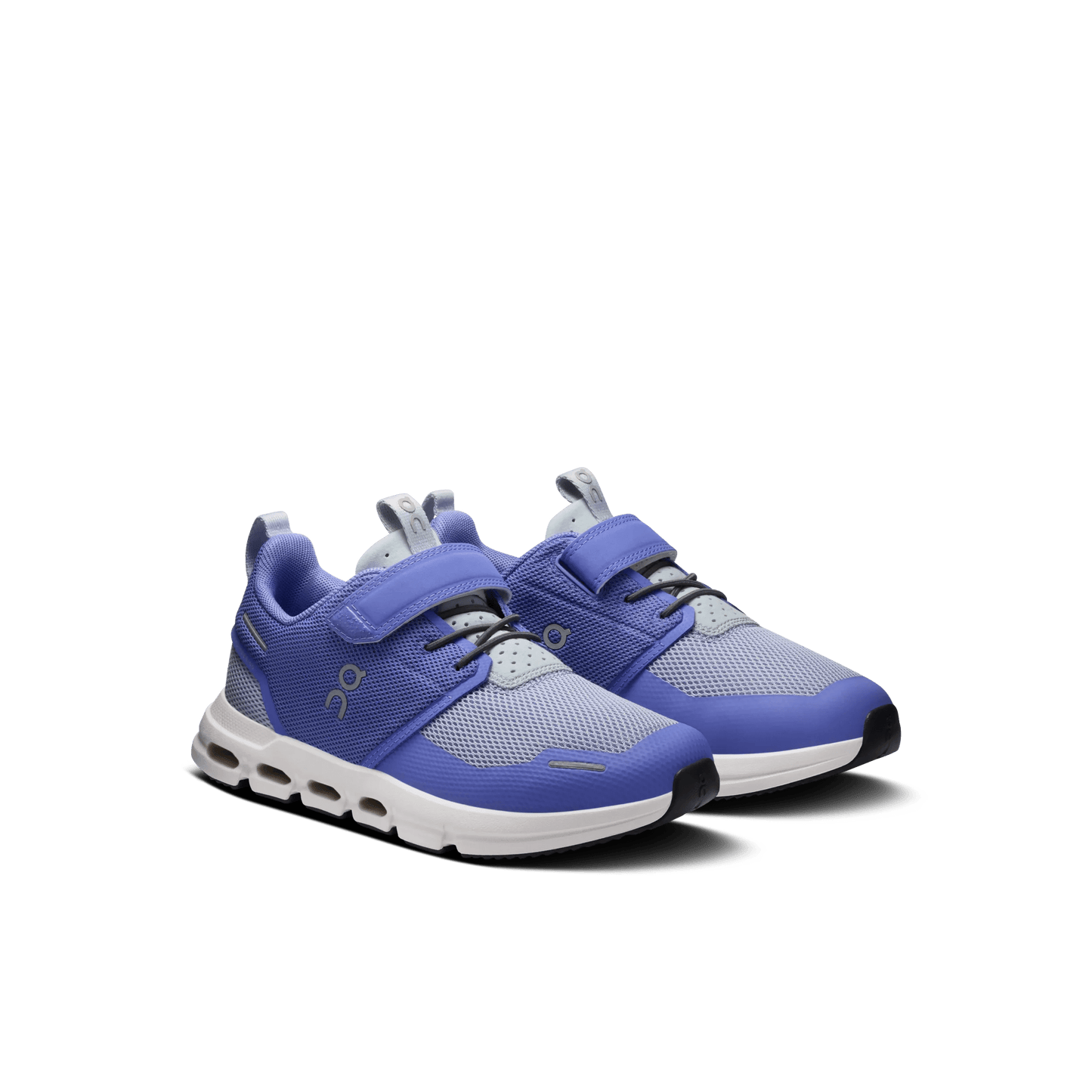 On Cloud Play Kids Running Shoe