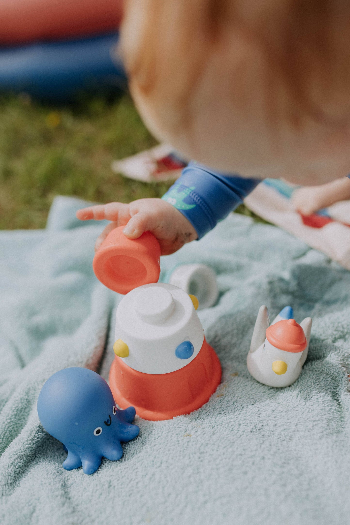 Itzy Ritzy - Itzy Stack & Squirt Bath + Water Toy Set