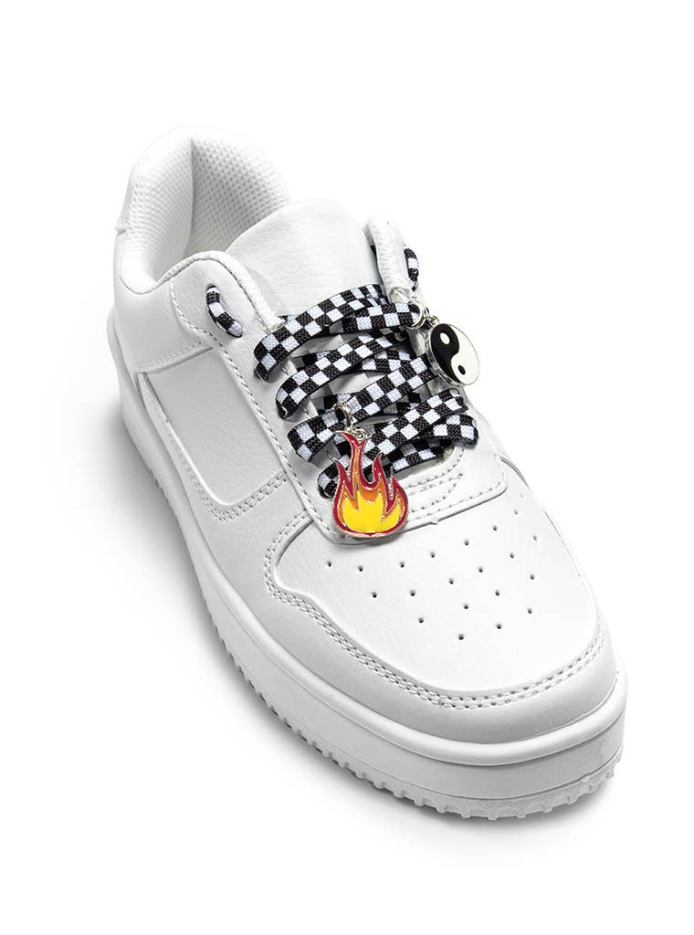 Living Royal - Shoelaces w/ Charms Set - Checkered w/Yin Yang & Fire Charms