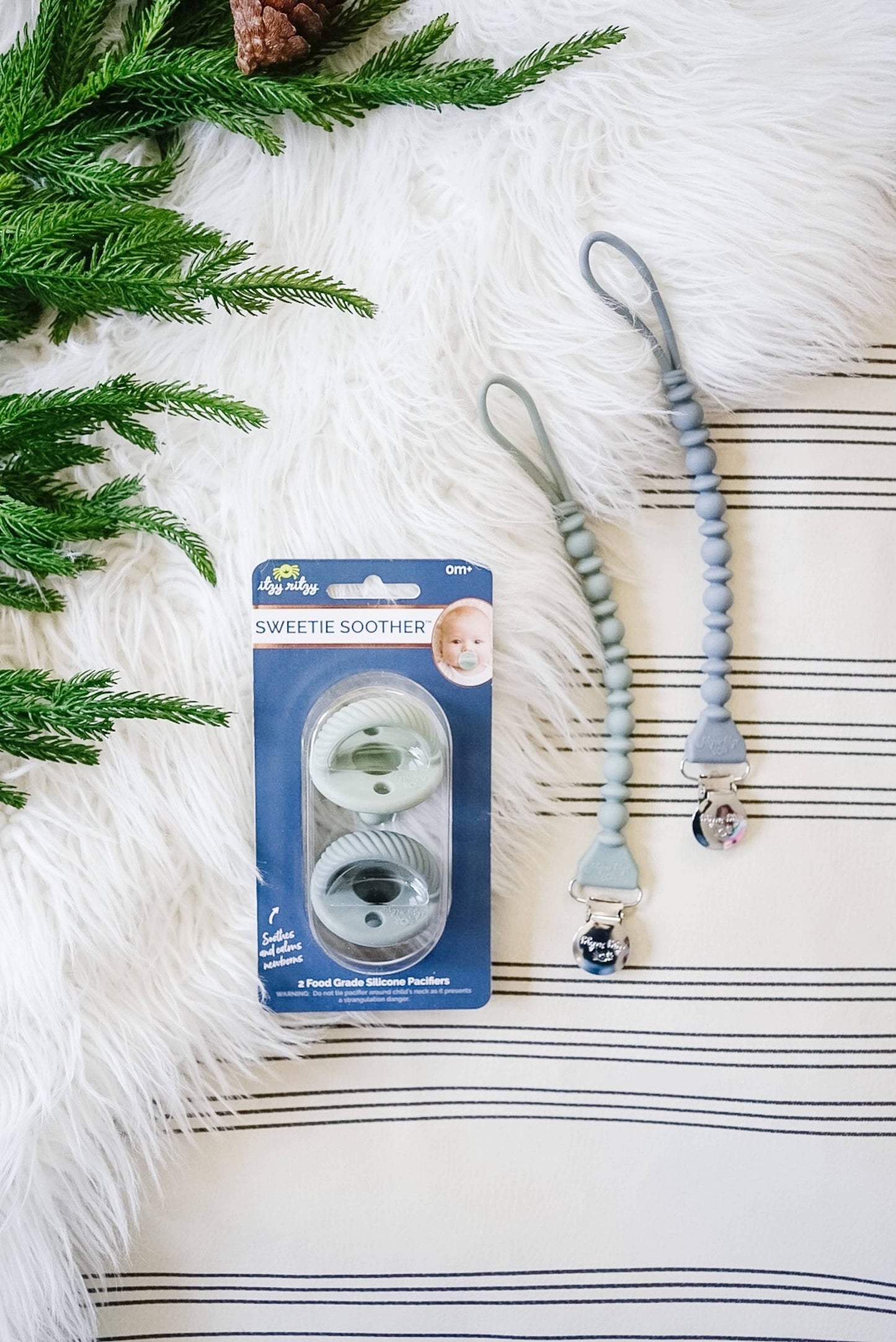 Itzy Ritzy - Sweetie Strap Silicone One-Piece Pacifier Clips