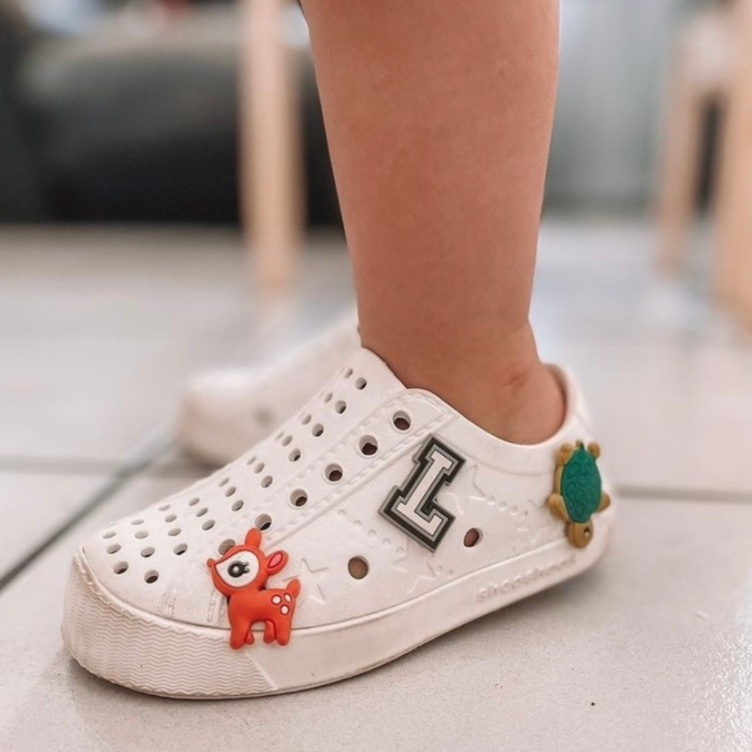 Shooshoos -  Poppit Alphabet: Q