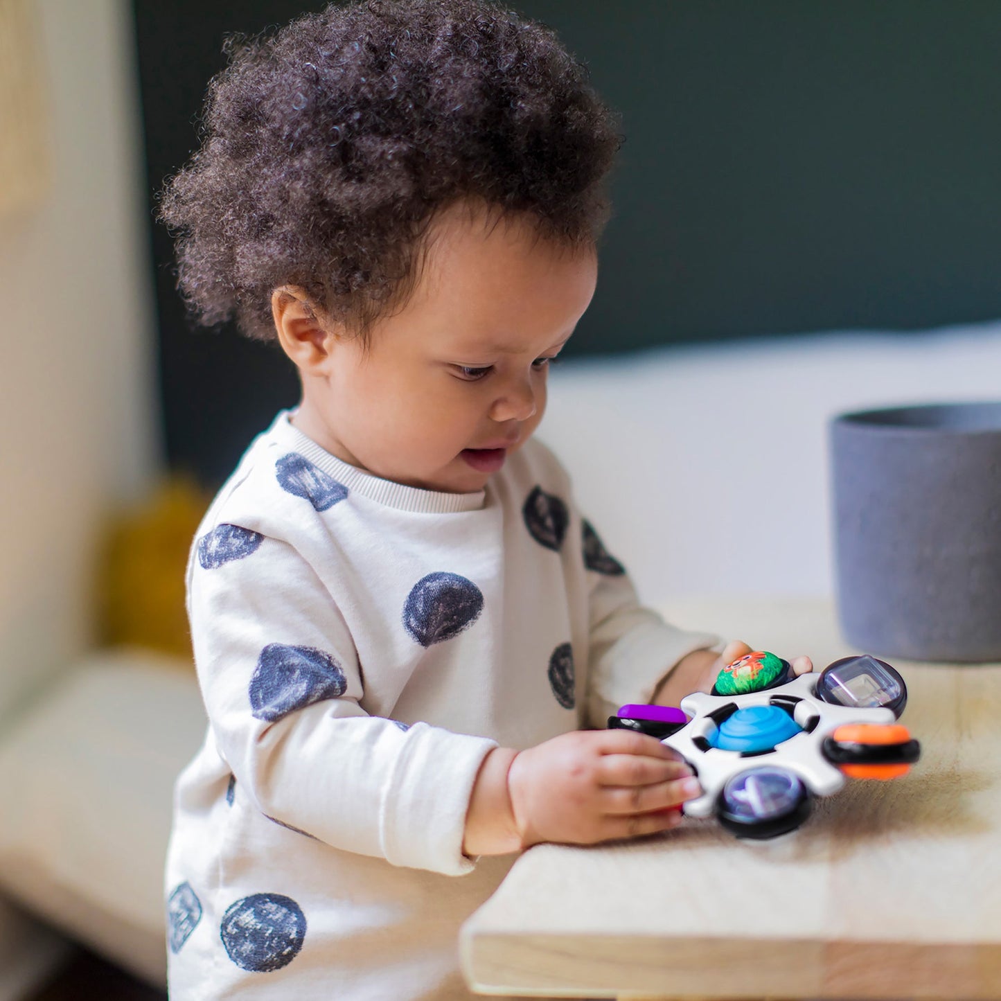 BABY EINSTEIN - Curiosity Clutch™ Sensory Toy