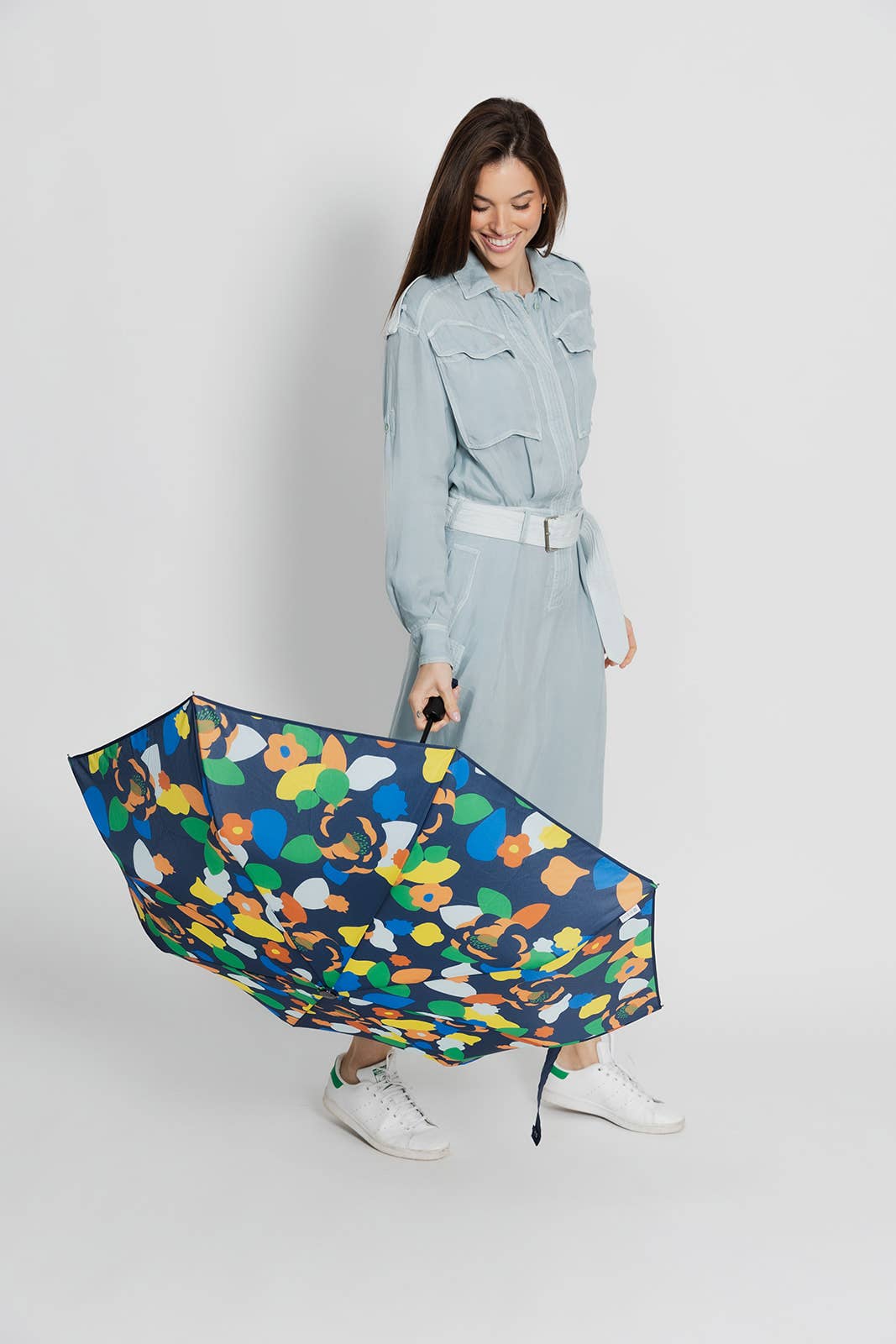 SMATI - Compact Automatic Umbrella with Revisited Camellias