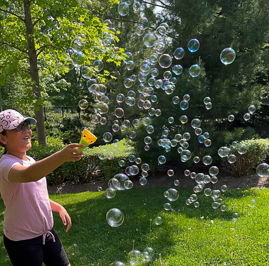 Wishbone Products - Crazy Catchables Bubble Storm with Solution