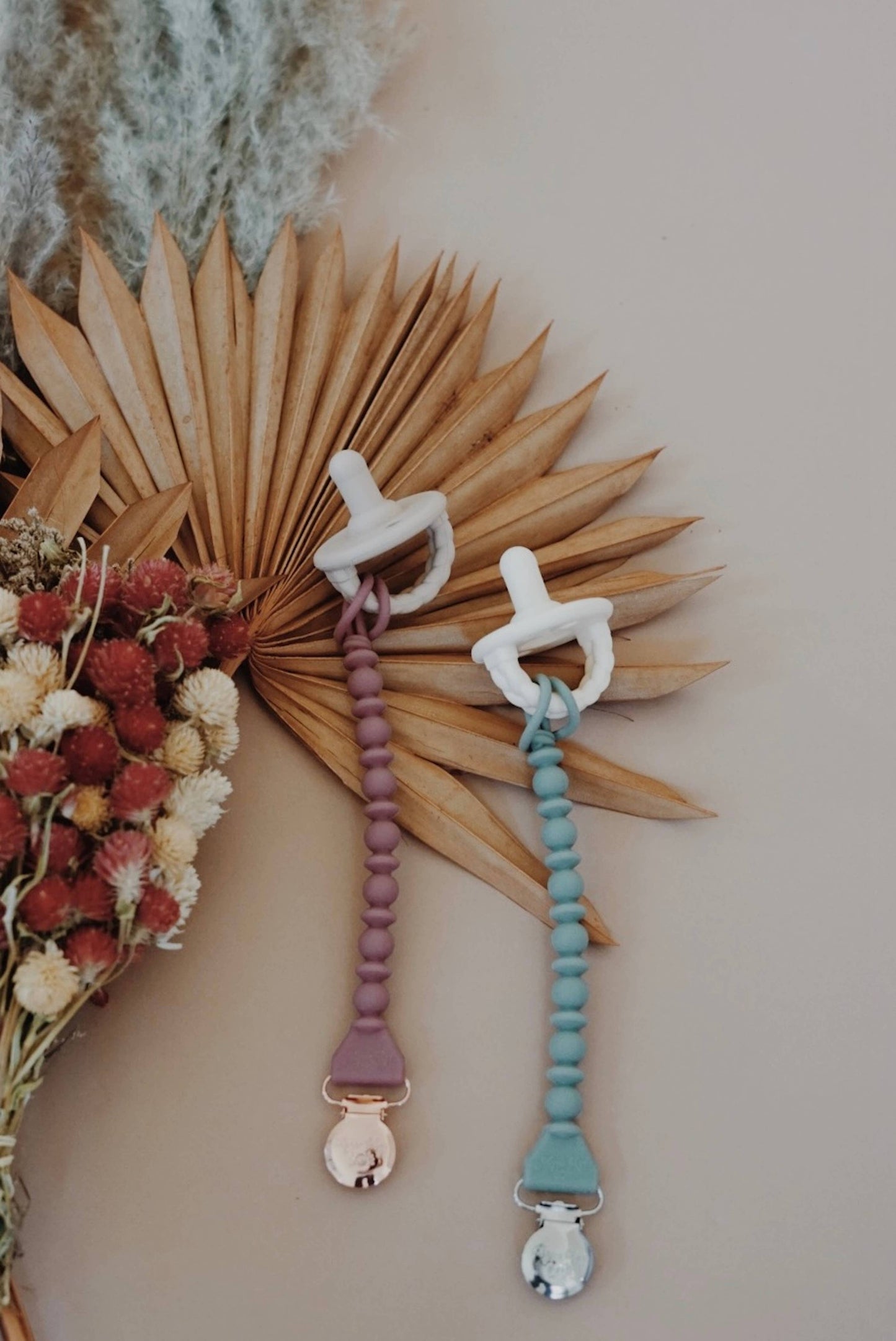 Itzy Ritzy - Sweetie Strap Silicone One-Piece Pacifier Clips