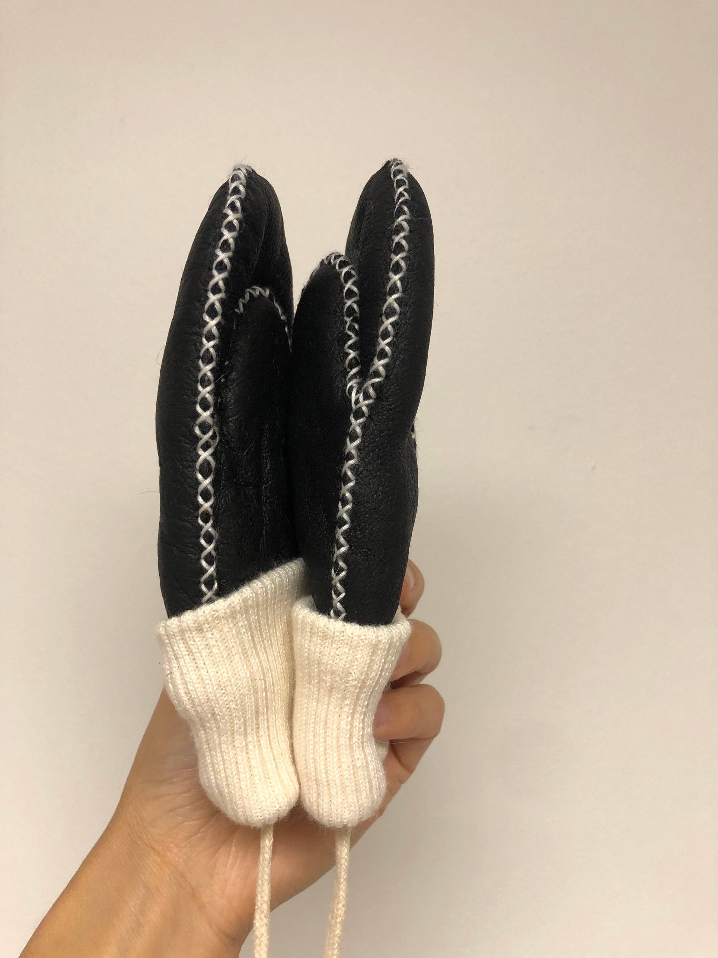 Billy Bamboo - KIDS SHEARLING MITTENS: Light gray