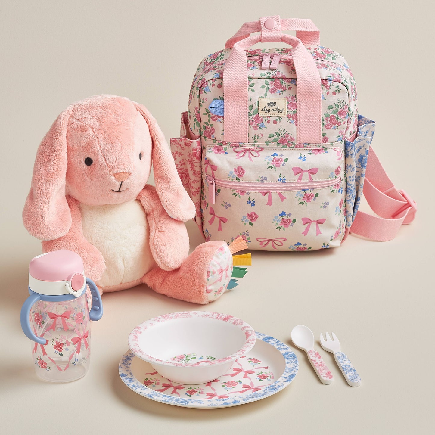 Itzy Ritzy Canada - Itzy Sips - Straw Cup With Snap-Close Lid: Ribbons & Roses